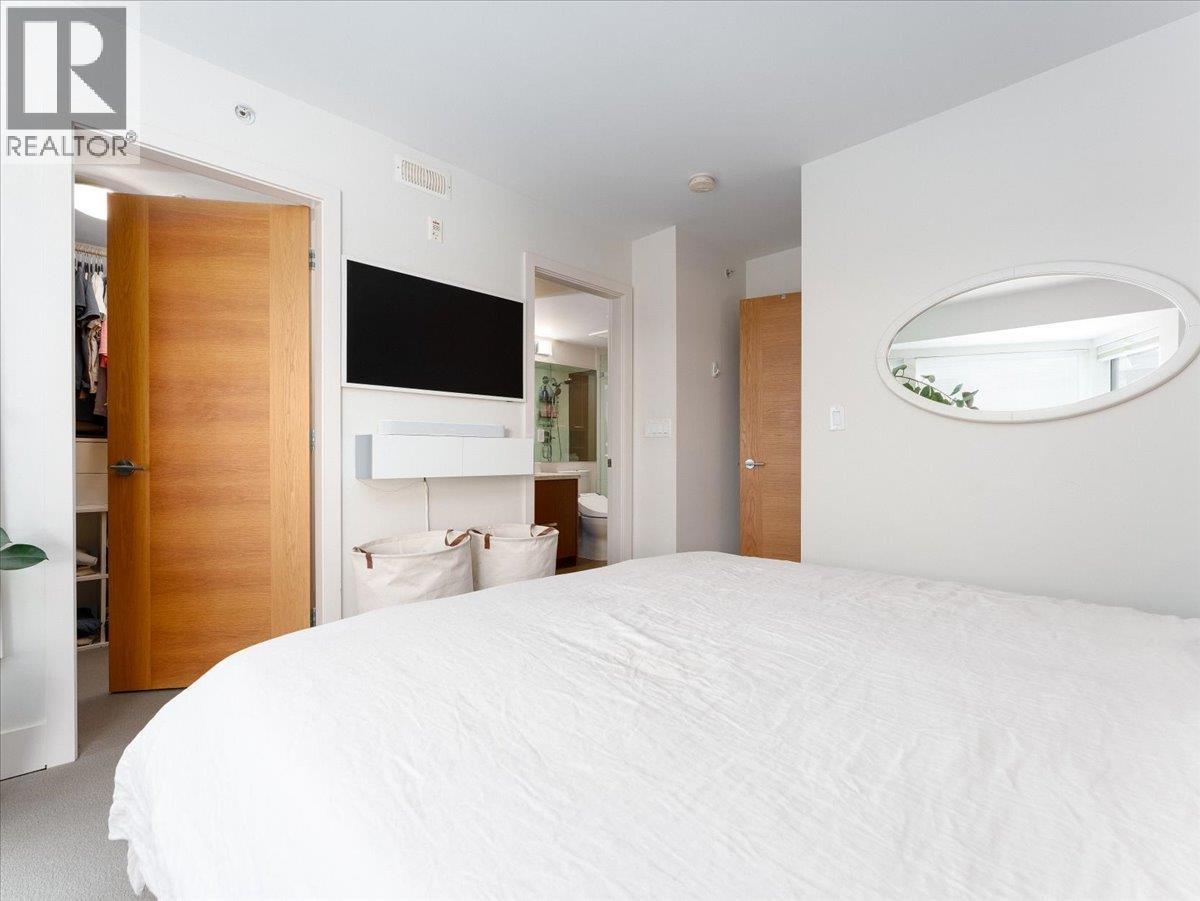 2953 WALL STREET, Vancouver