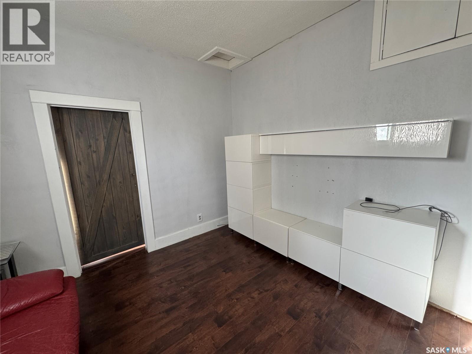 307 6th AVENUE E - 13