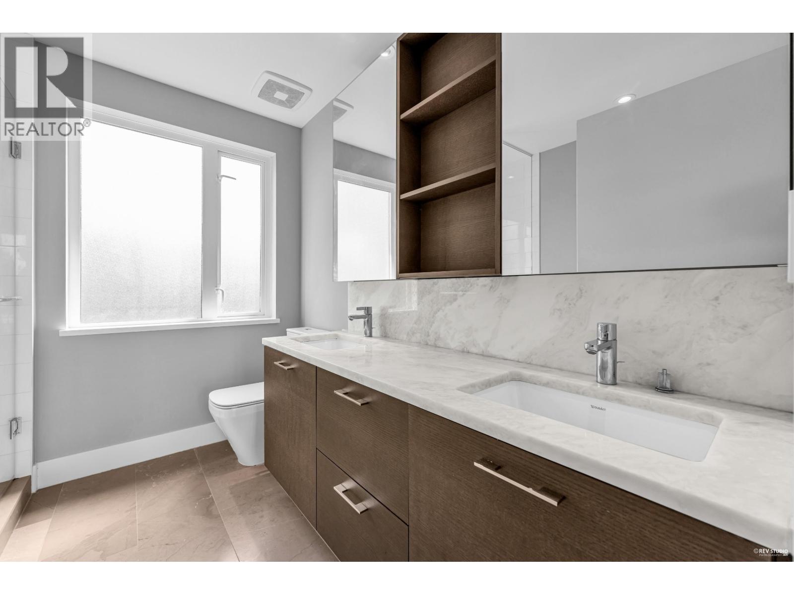 7478 GRANVILLE STREET, Vancouver