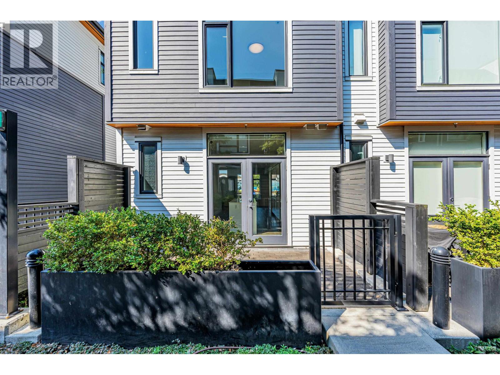 7478 GRANVILLE STREET, Vancouver