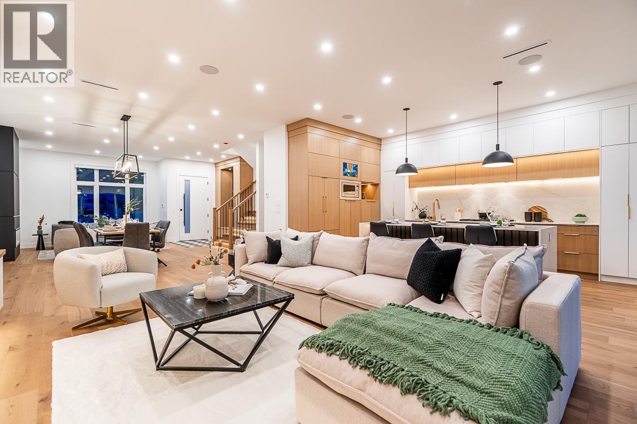 B 5280 VENABLES STREET, Burnaby