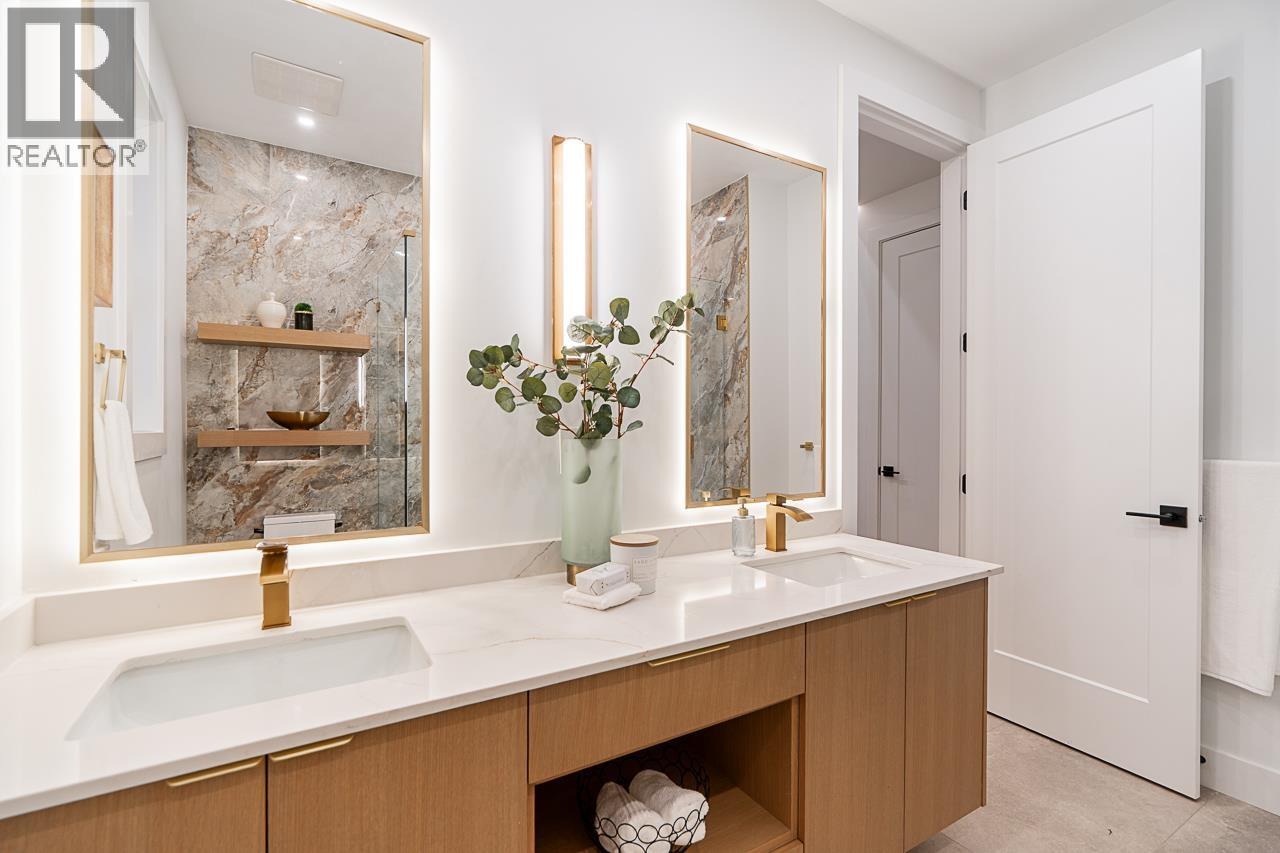 B 5280 VENABLES STREET, Burnaby