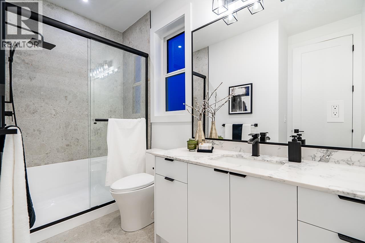 B 5280 VENABLES STREET, Burnaby