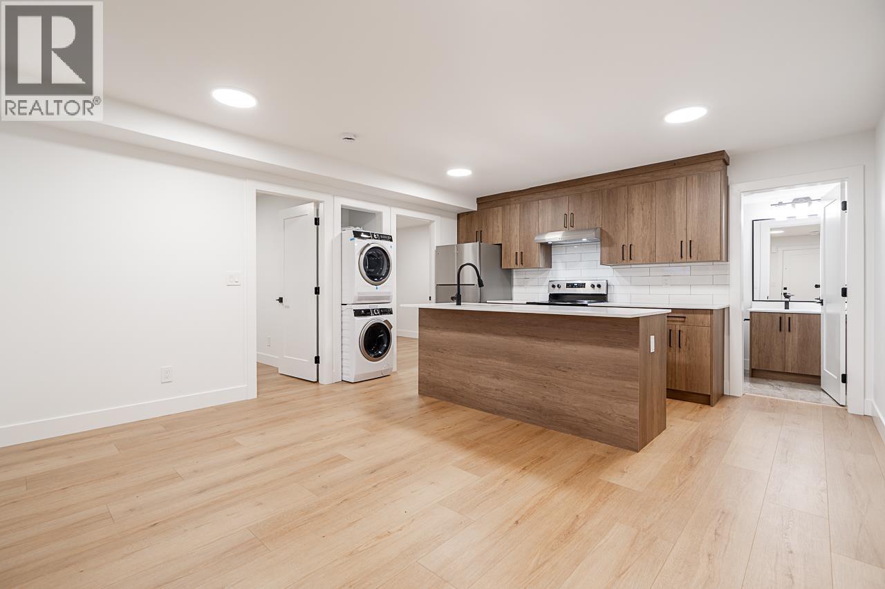 B 5280 VENABLES STREET, Burnaby