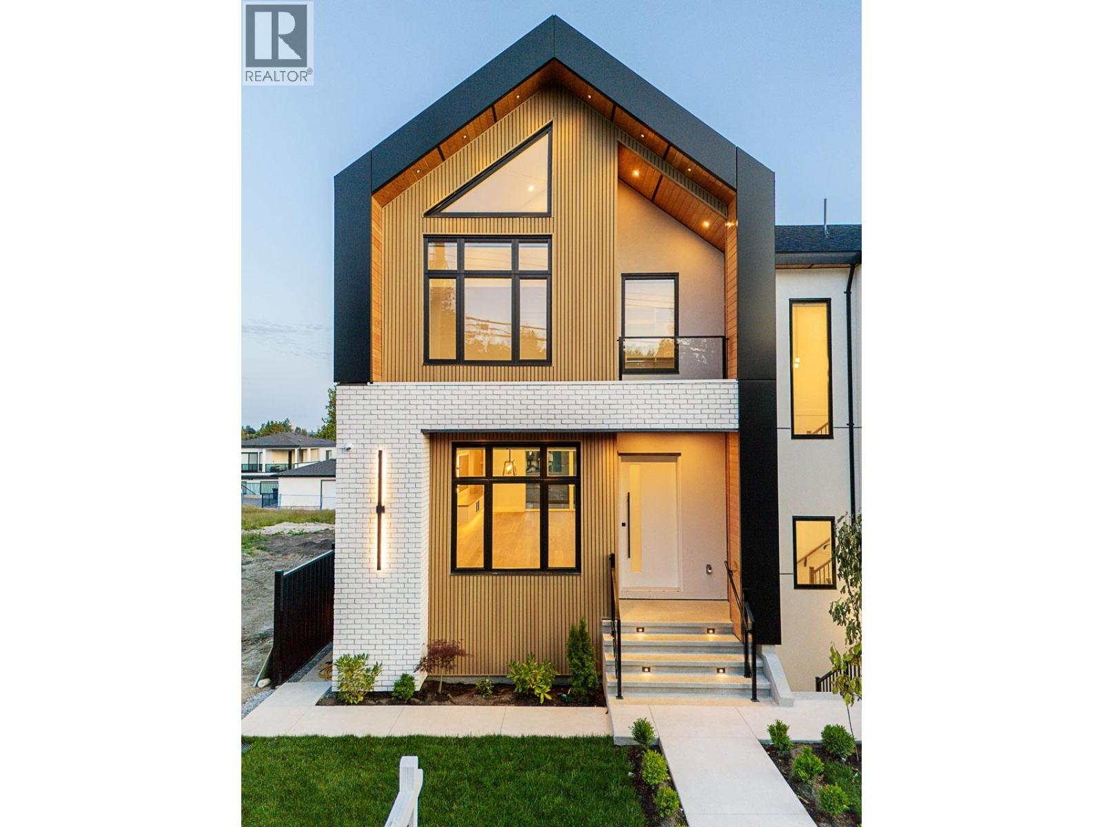 B 5280 VENABLES STREET, Burnaby