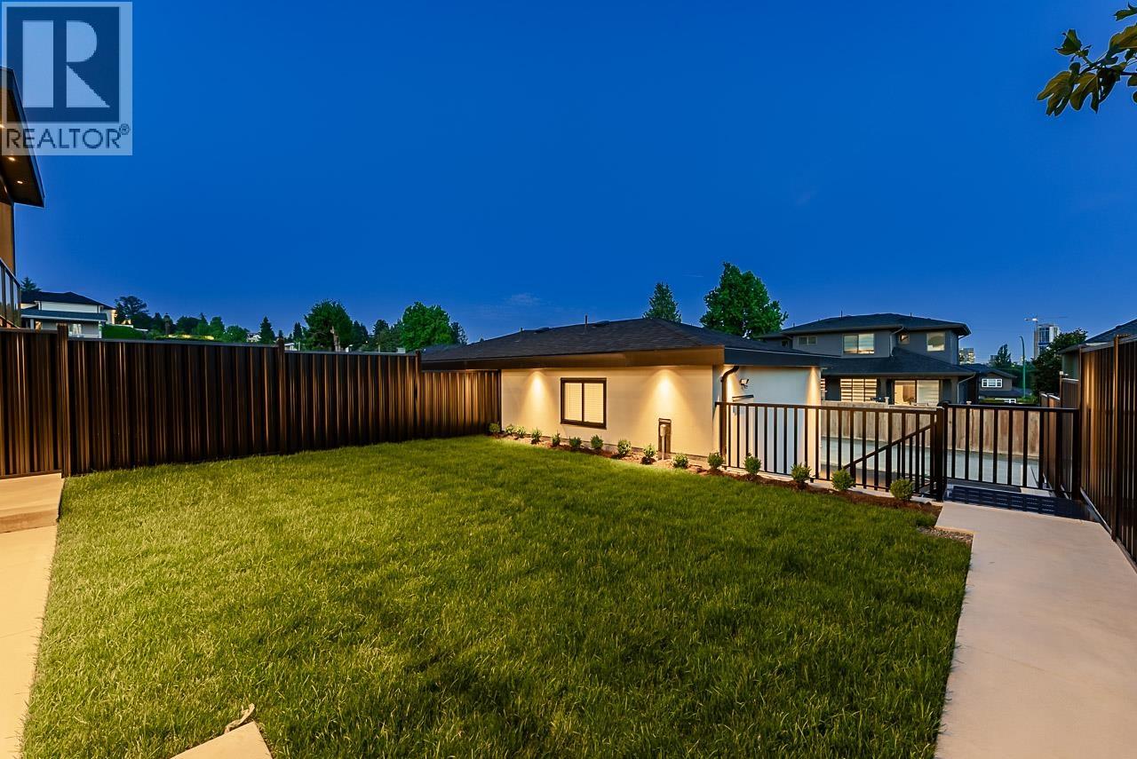 B 5280 VENABLES STREET, Burnaby