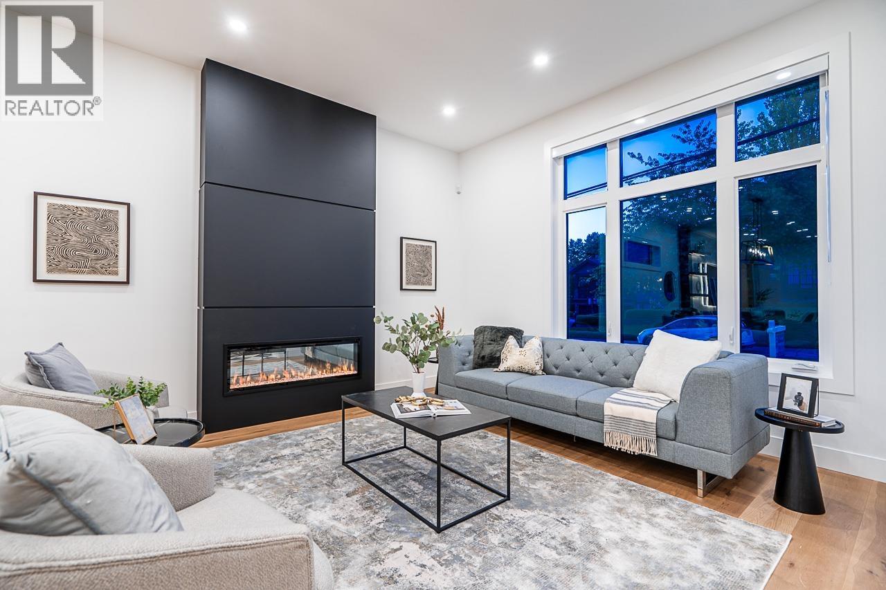 B 5280 VENABLES STREET, Burnaby