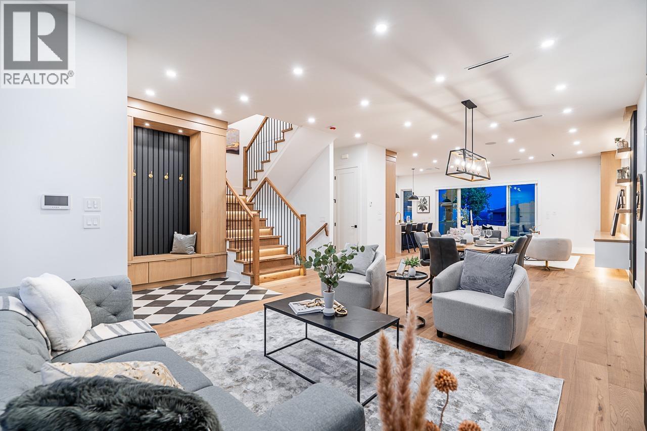 B 5280 VENABLES STREET, Burnaby