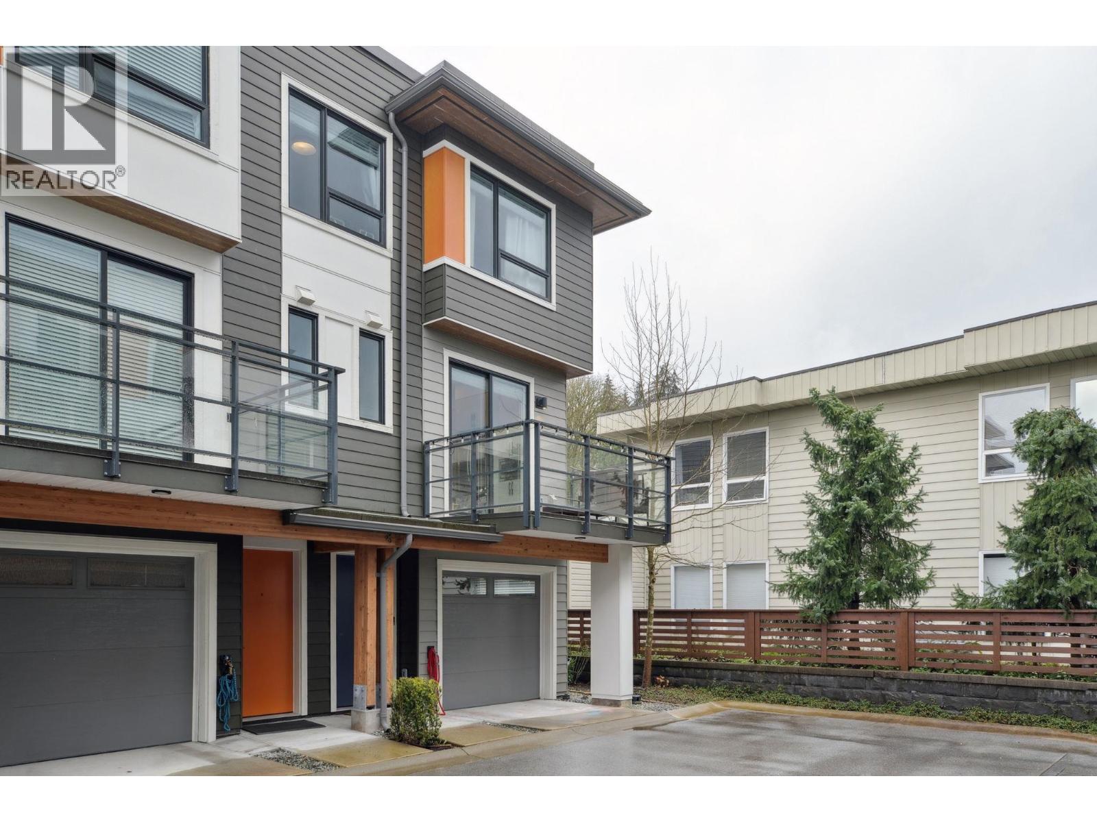 601 3021 ST GEORGE STREET, Port Moody