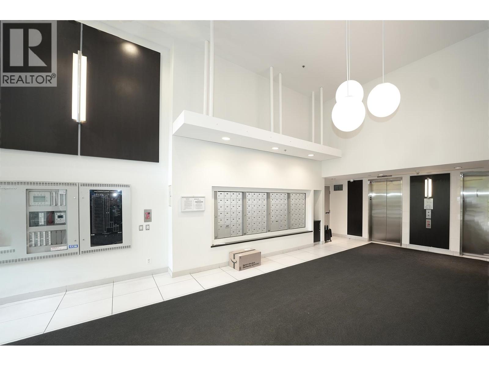 1808 3660 VANNESS AVENUE, Vancouver