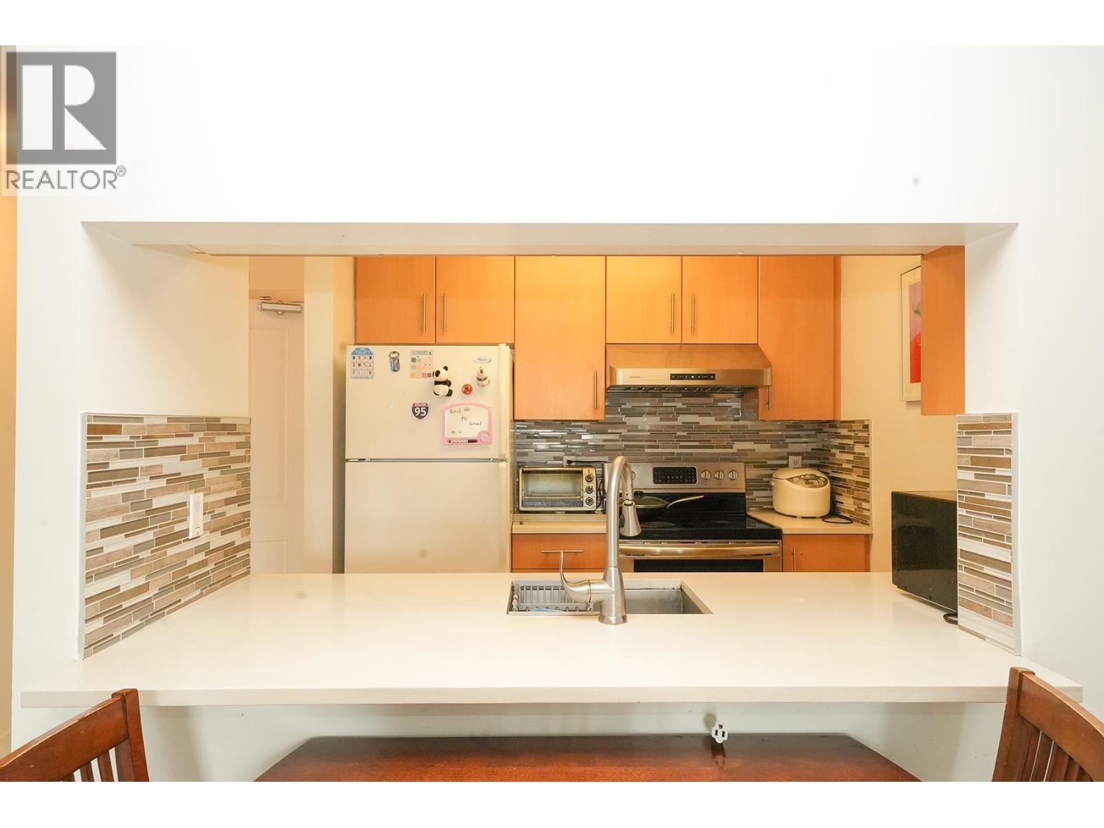 1808 3660 VANNESS AVENUE, Vancouver