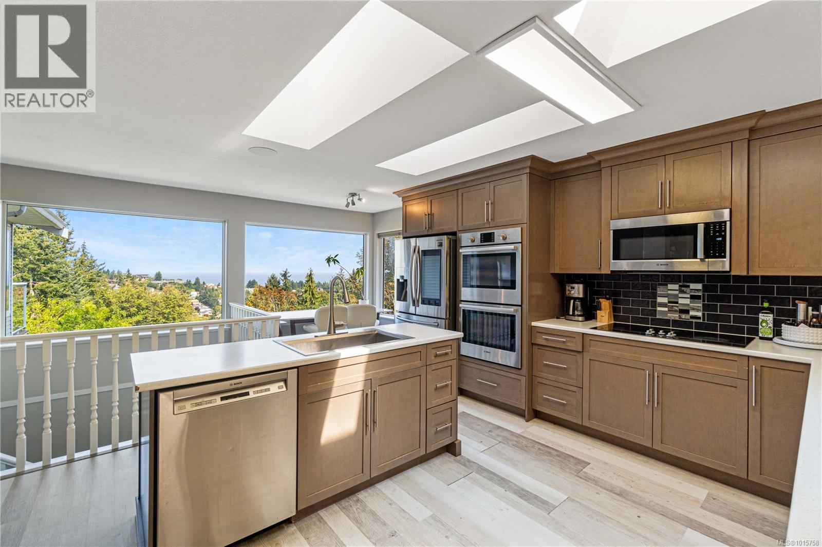 4895 Laguna Way, Nanaimo