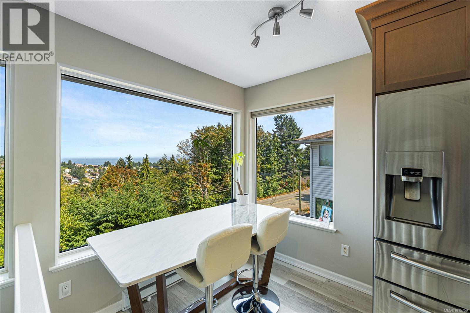 4895 Laguna Way, Nanaimo