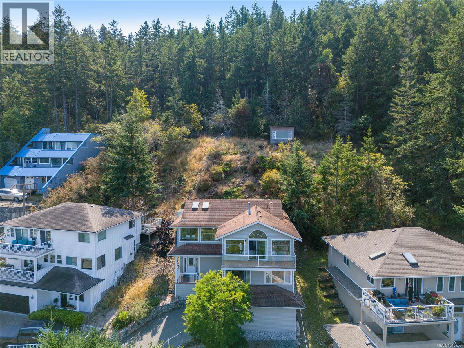 4895 Laguna Way, Nanaimo