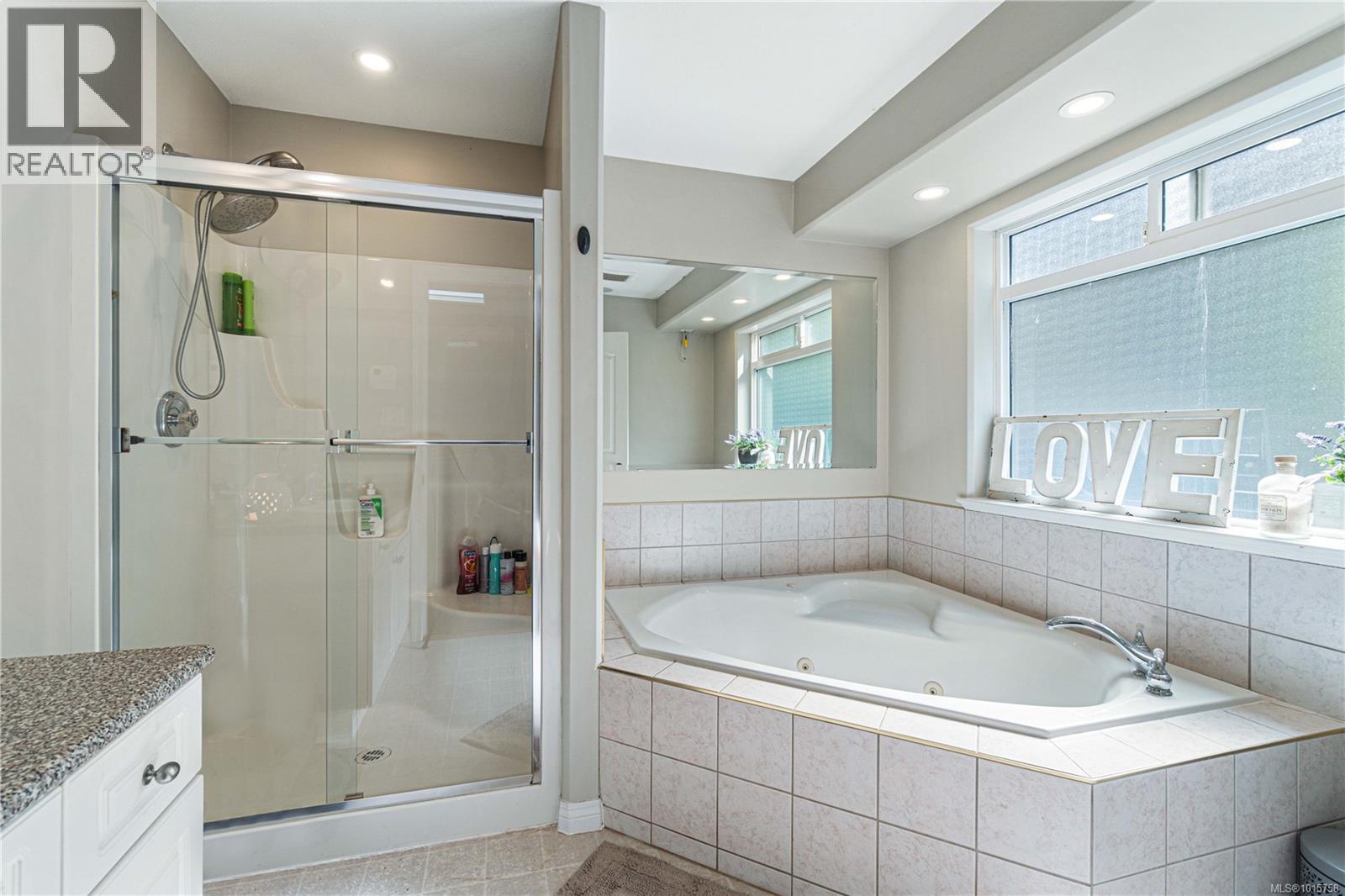 4895 Laguna Way, Nanaimo
