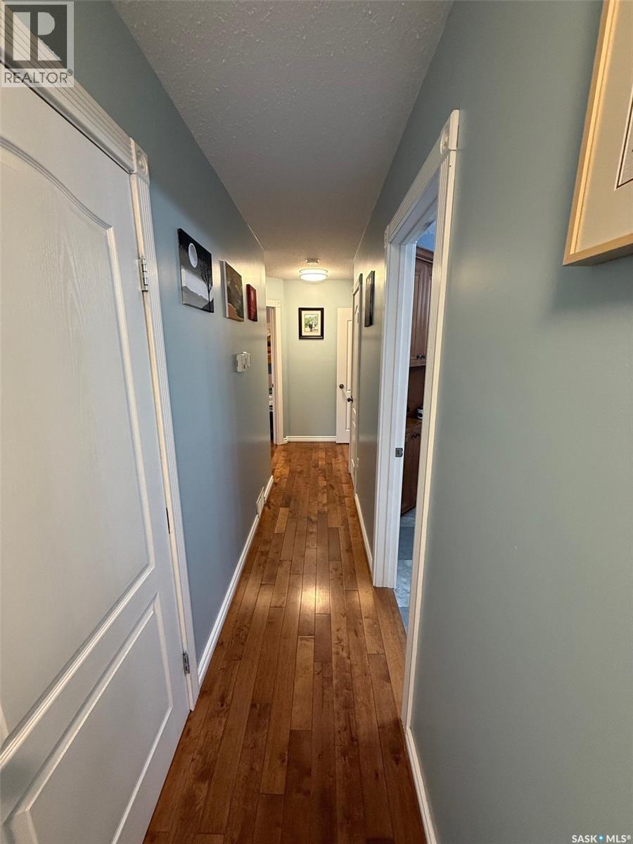 121 18th STREET W - 18
