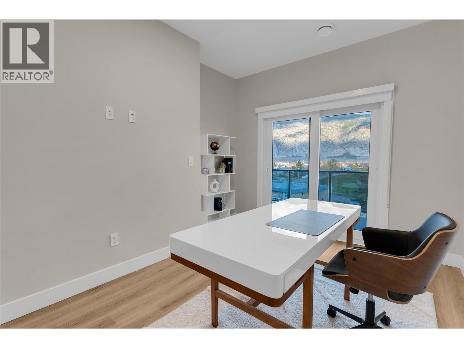 6811 Nighthawk Drive Unit# 101, Osoyoos
