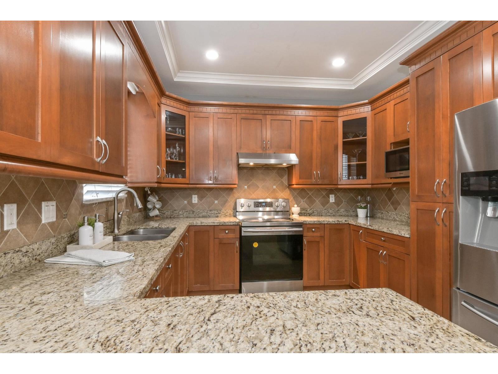 6351 167B STREET, Surrey