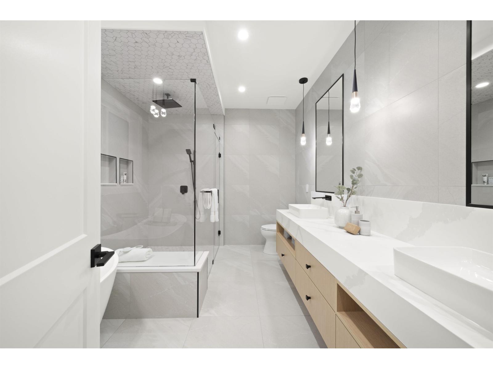 15420 27A AVENUE, Surrey