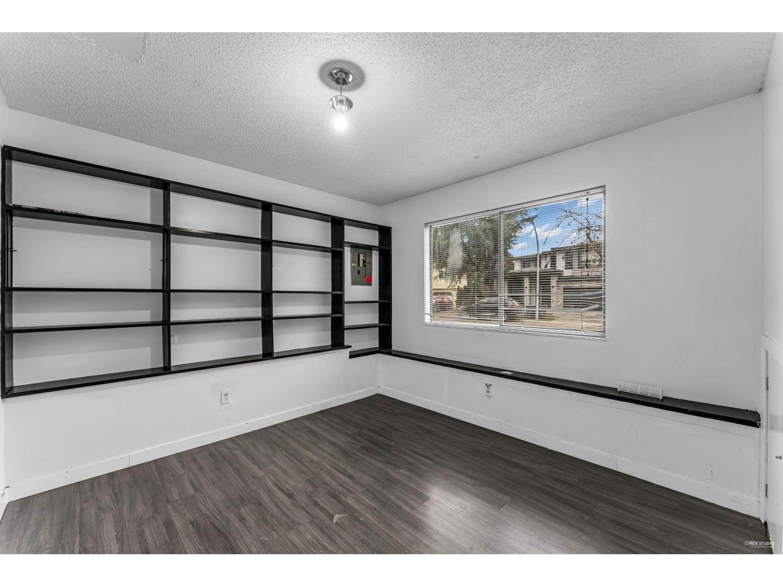6735 133 STREET, Surrey
