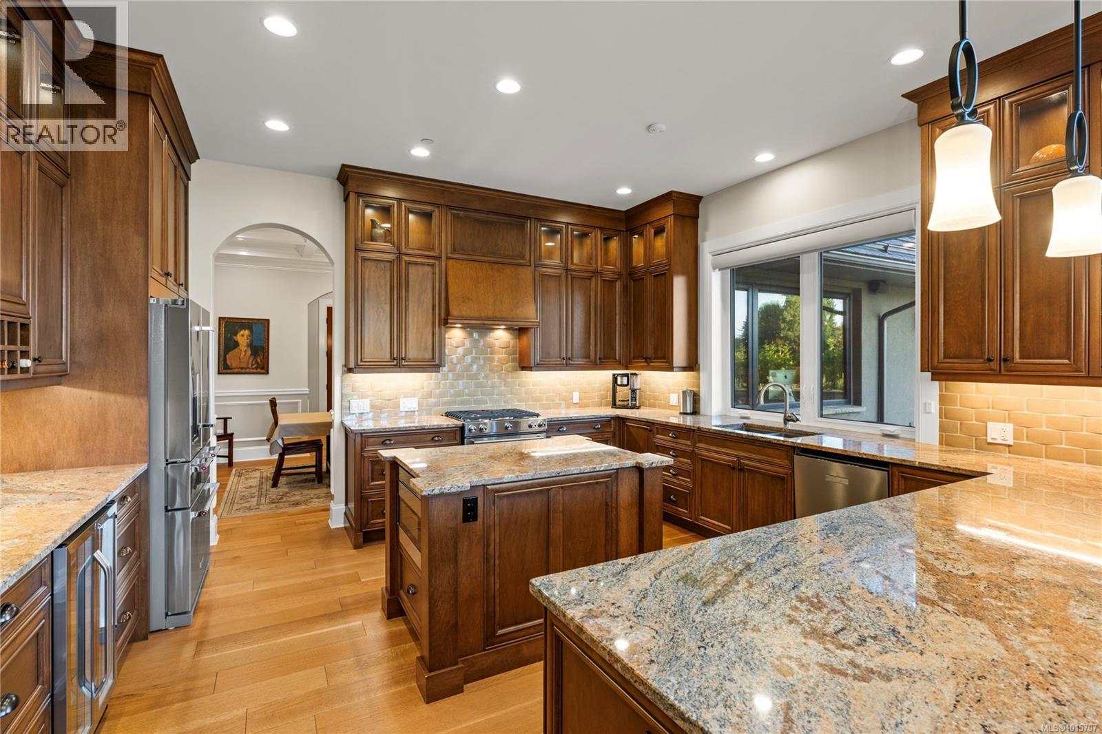 445 Blower Rd, Parksville