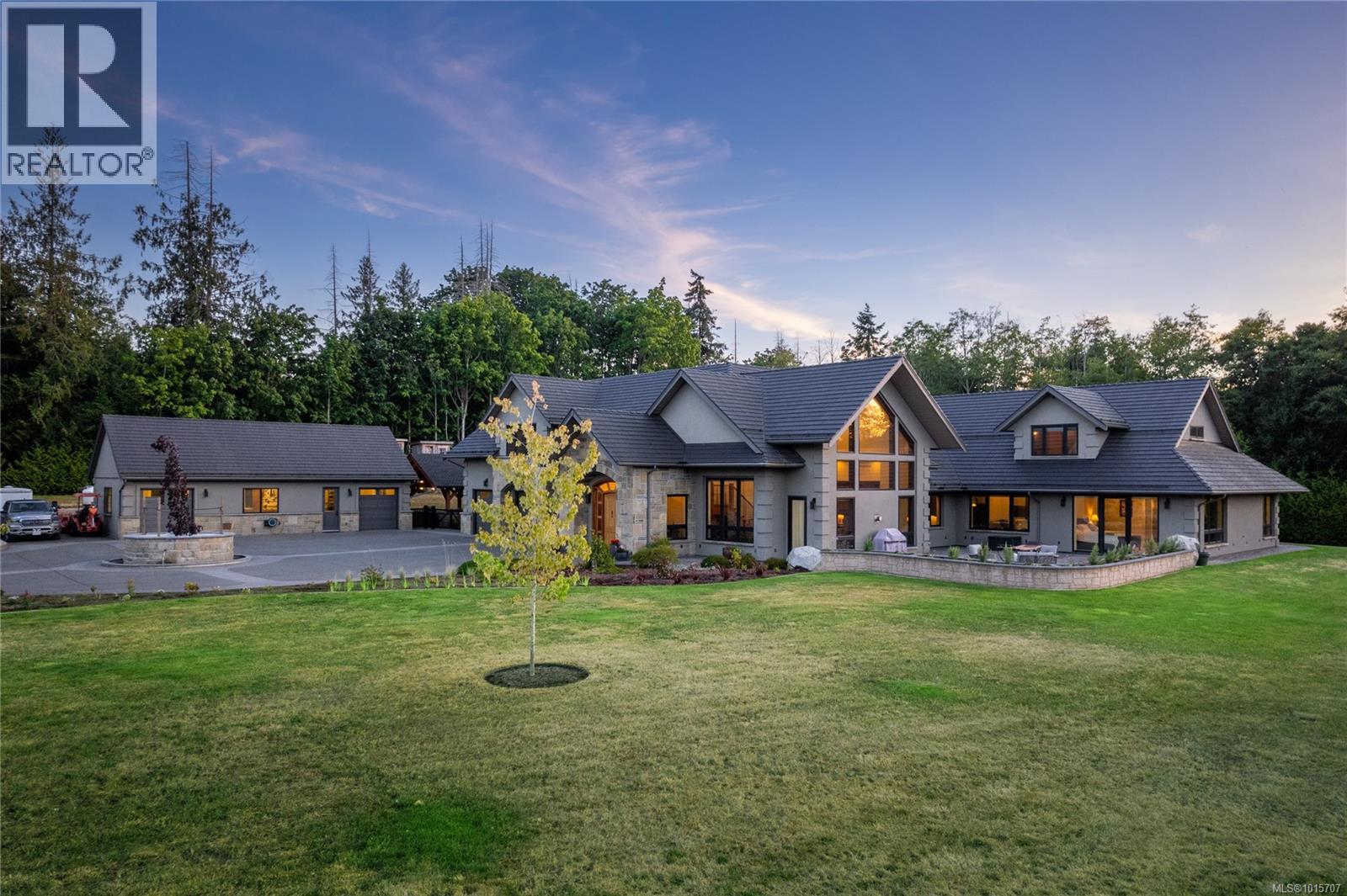 445 Blower Rd, Parksville