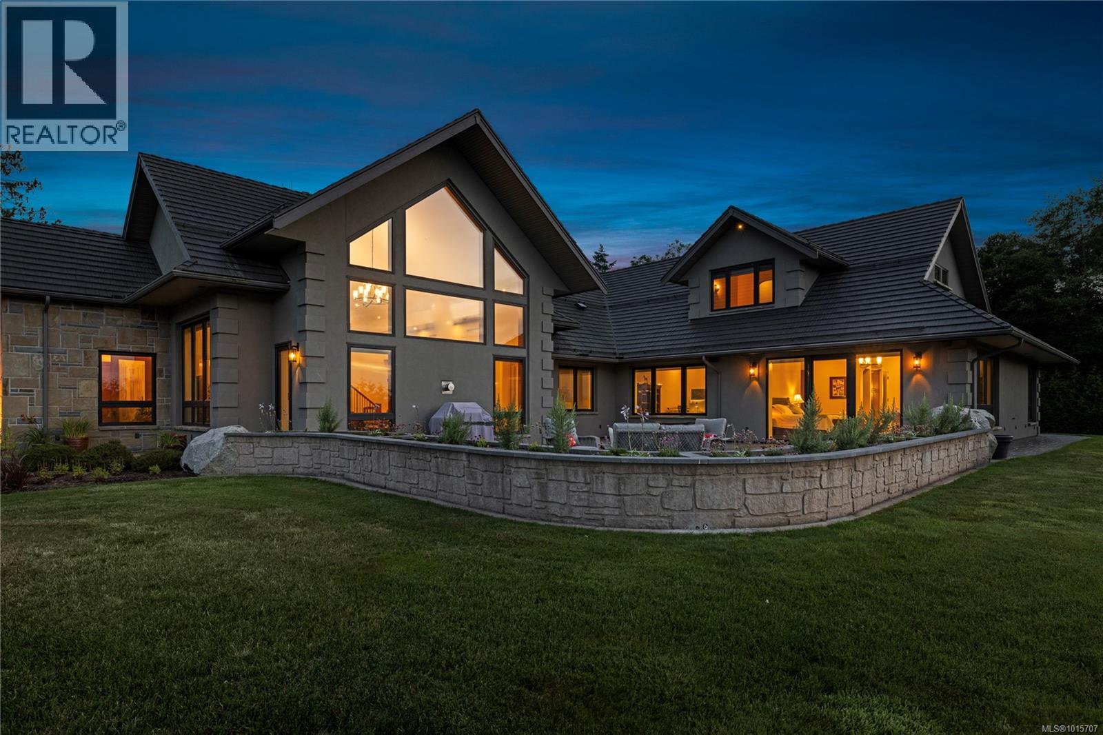 445 Blower Rd, Parksville