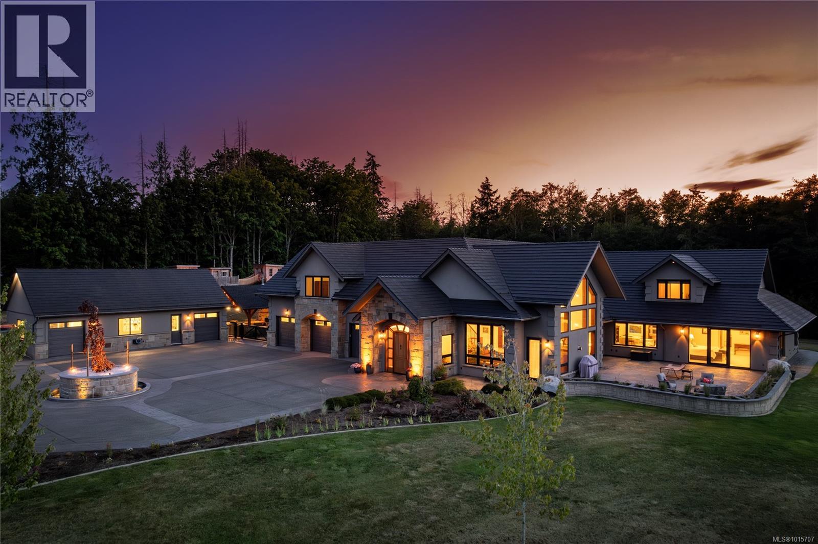 445 Blower Rd, Parksville