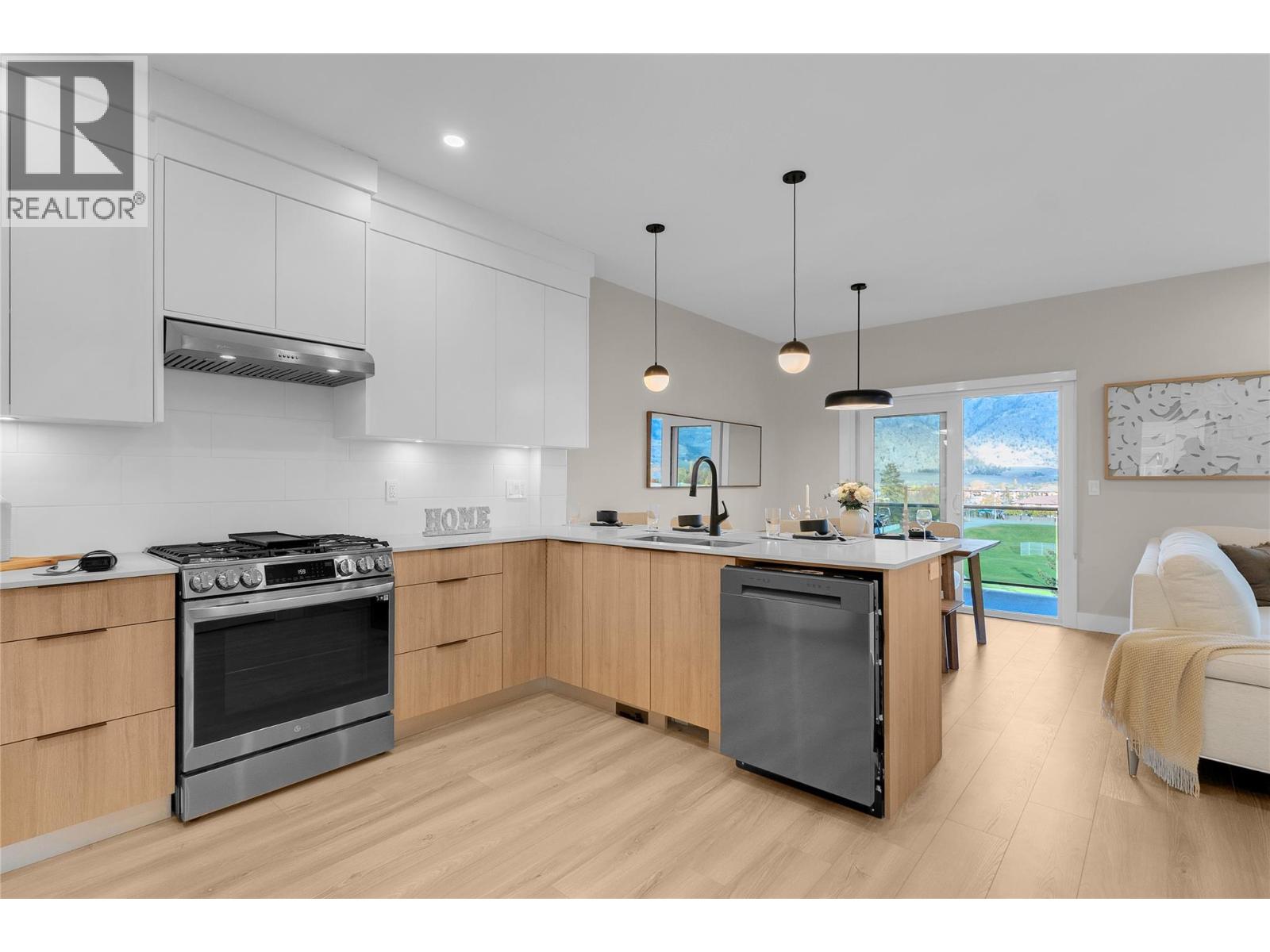 6811 Nighthawk Drive Unit# 102, Osoyoos