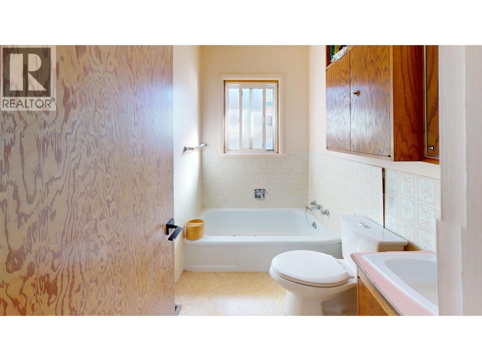 3130 Iris Crescent, Trail