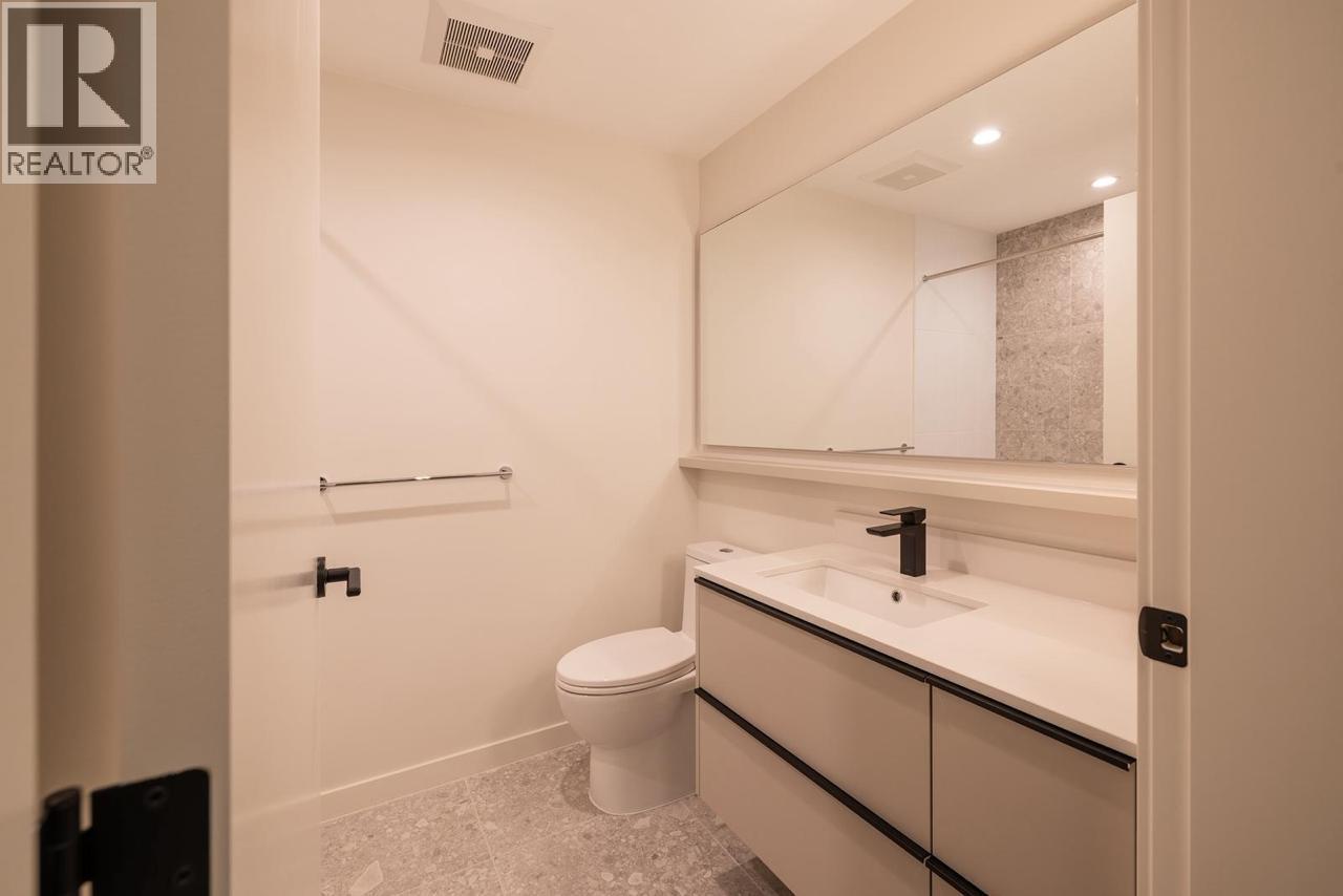 218 2015 ST. JOHNS STREET, Port Moody
