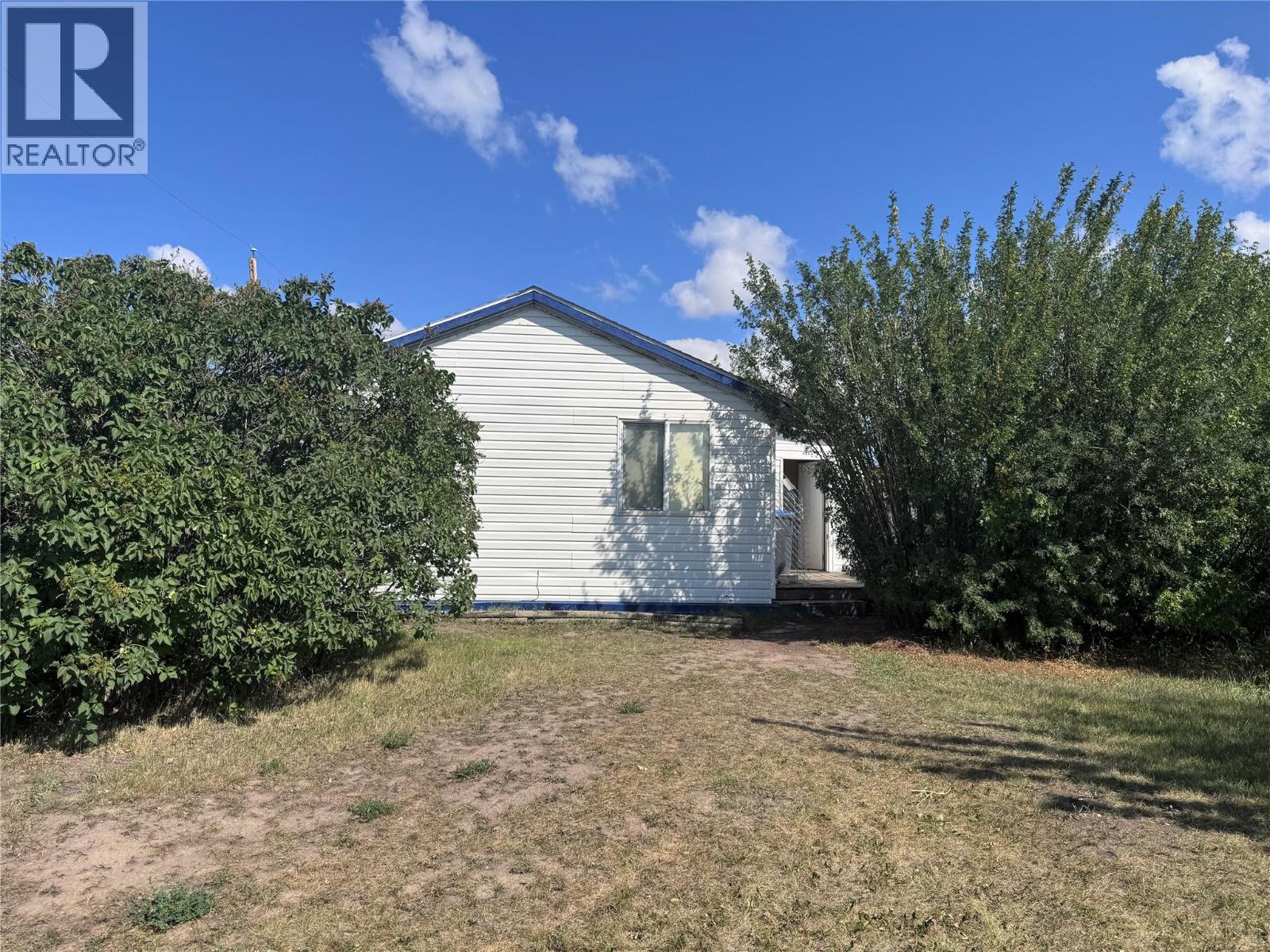 1330 101 Avenue, Dawson Creek