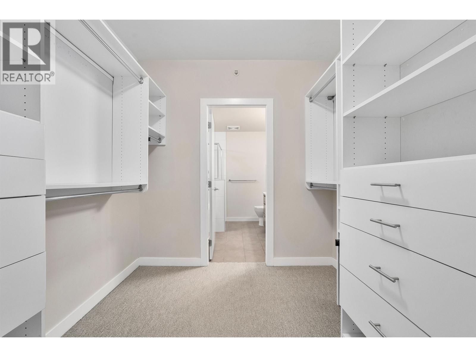 2389 SCOTIA STREET, Vancouver