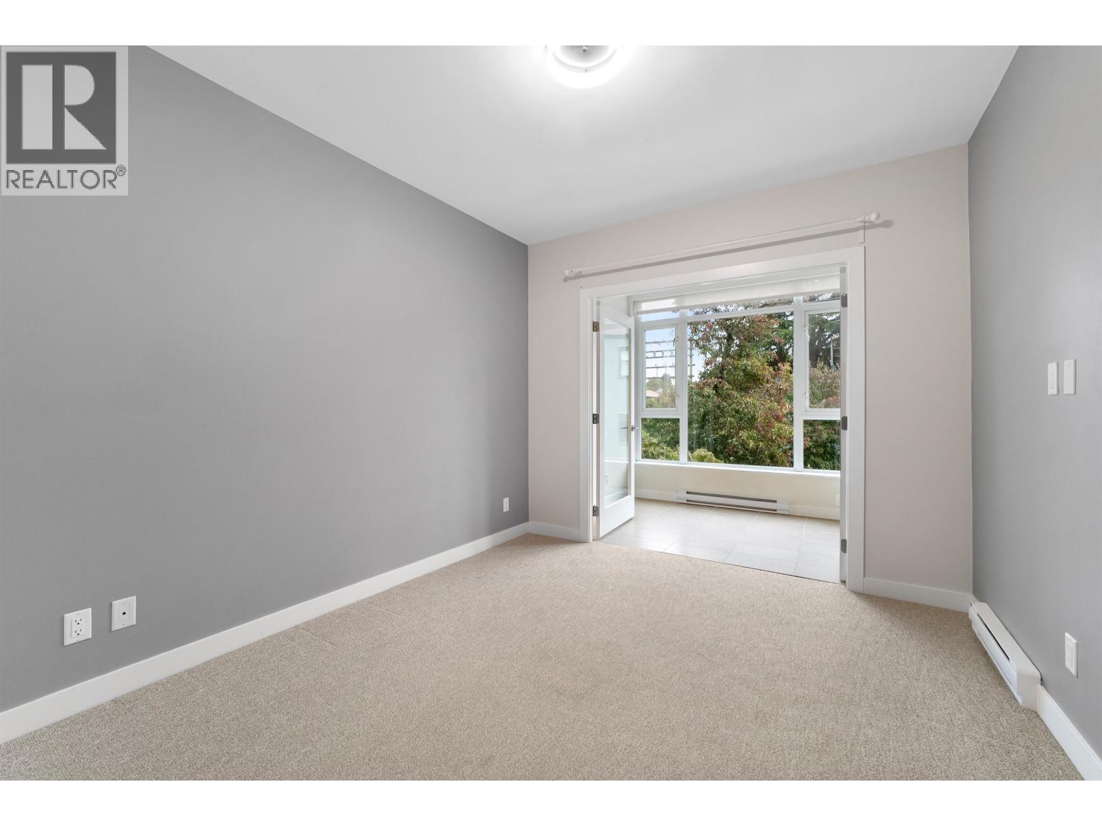 2389 SCOTIA STREET, Vancouver
