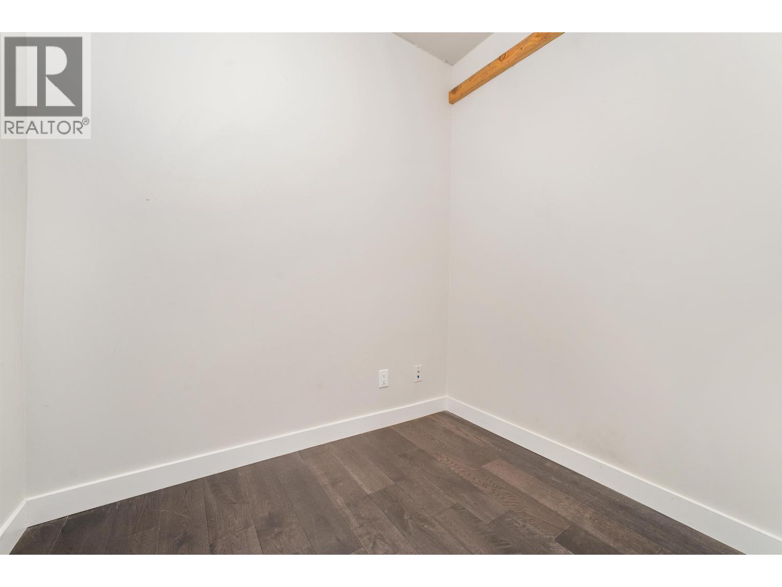 2389 SCOTIA STREET, Vancouver