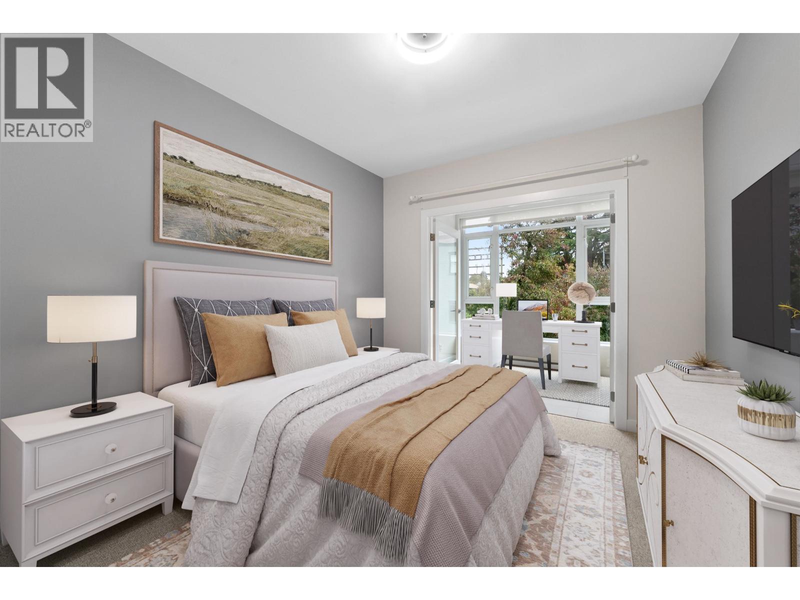 2389 SCOTIA STREET, Vancouver