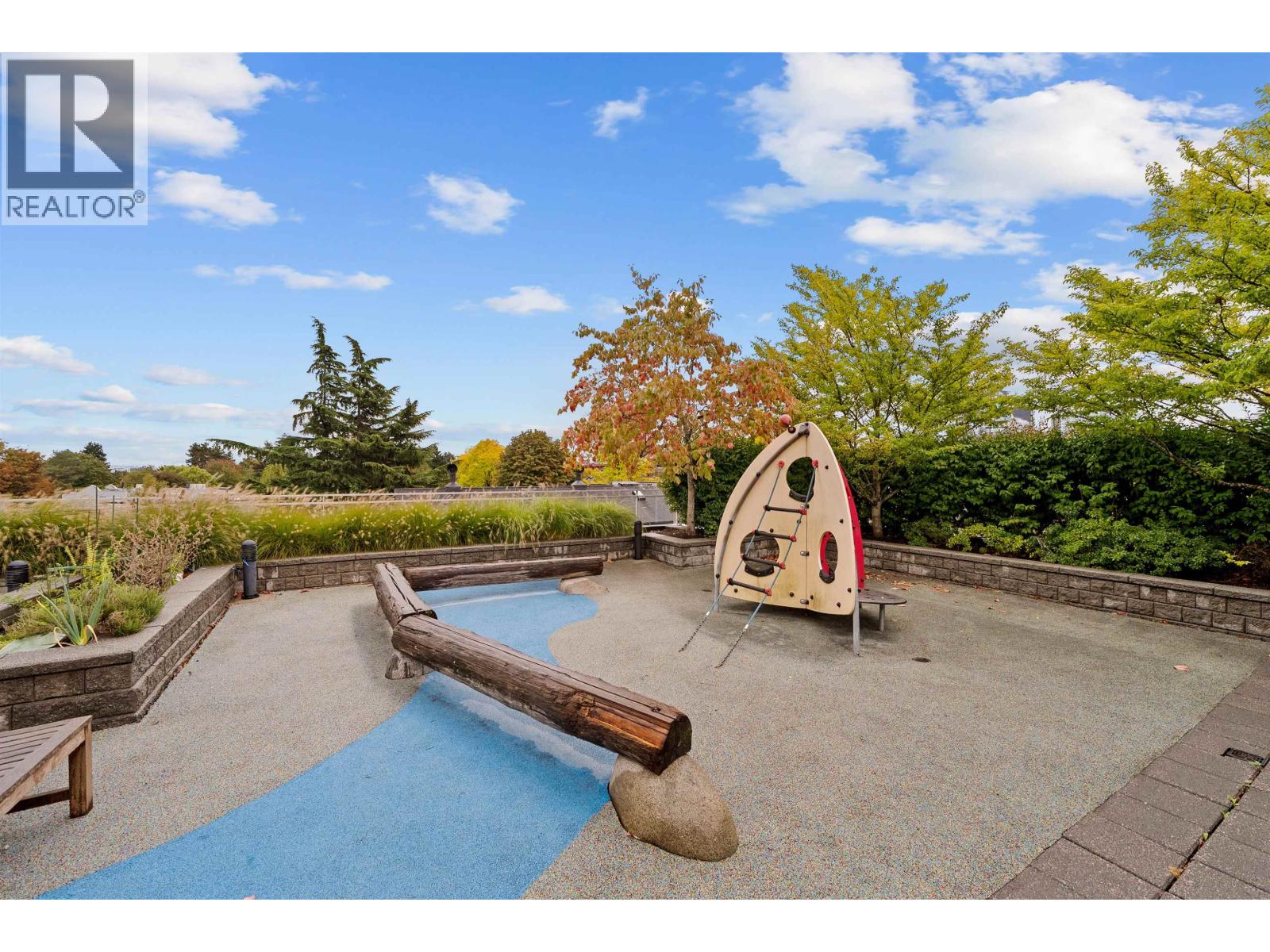 2389 SCOTIA STREET, Vancouver