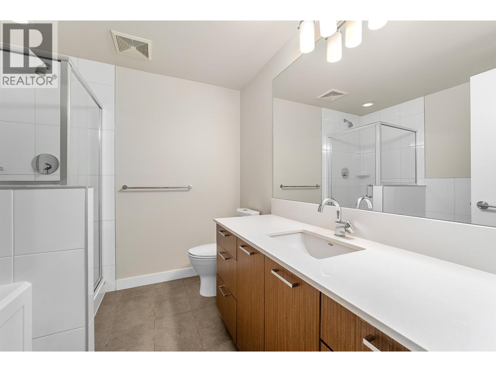 2389 SCOTIA STREET, Vancouver