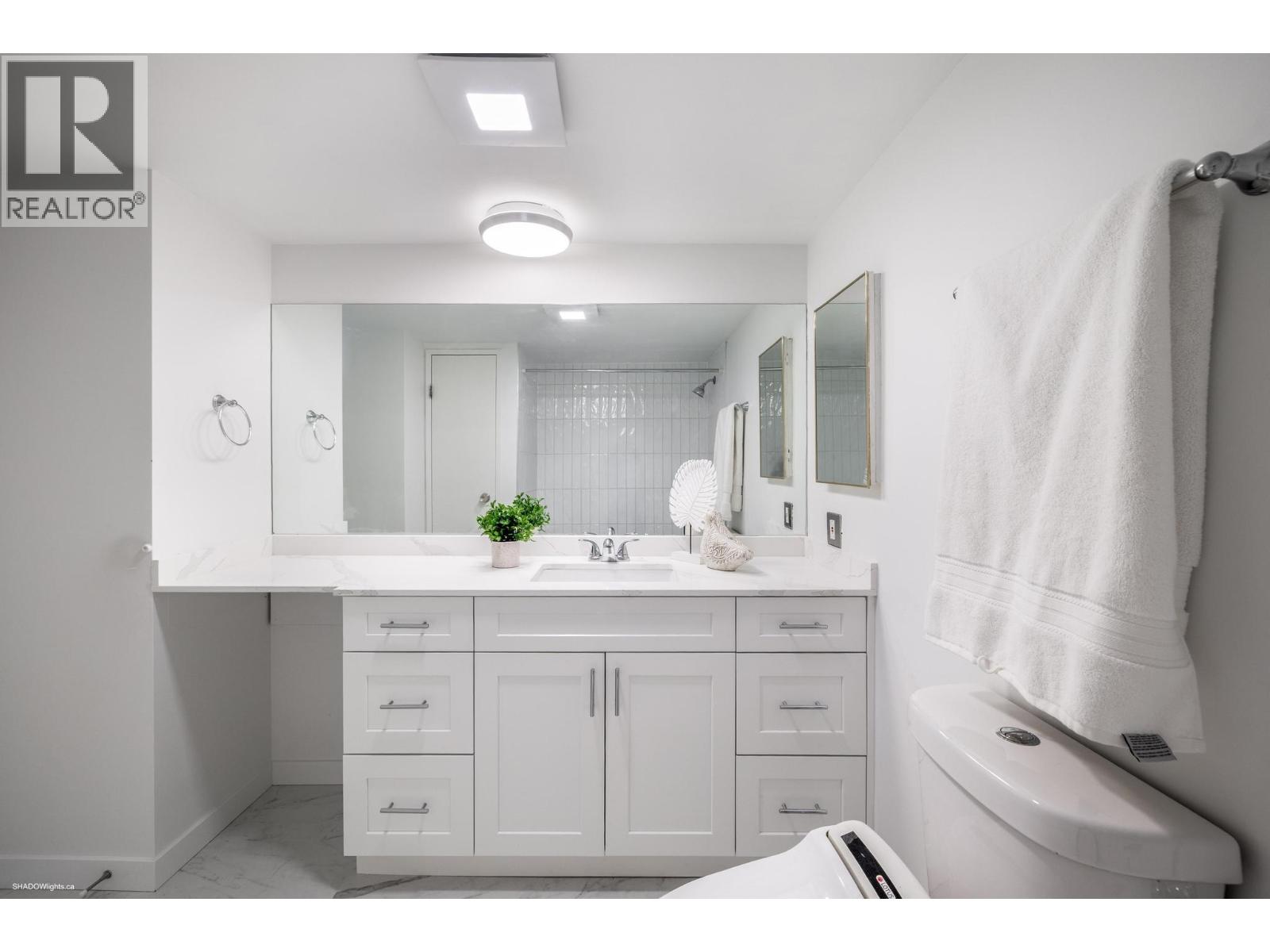 #711-6651 MINORU Boulevard, Richmond