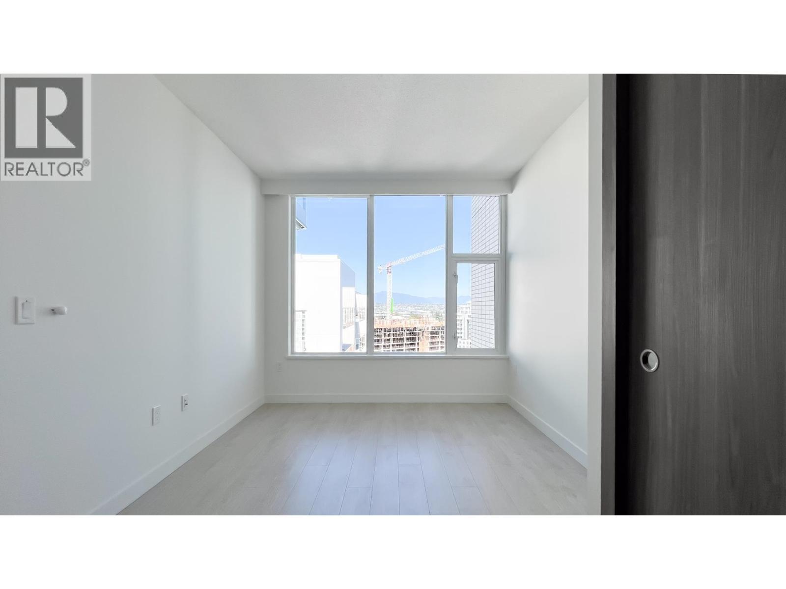 #1211-8611 HAZELBRIDGE Way, Richmond