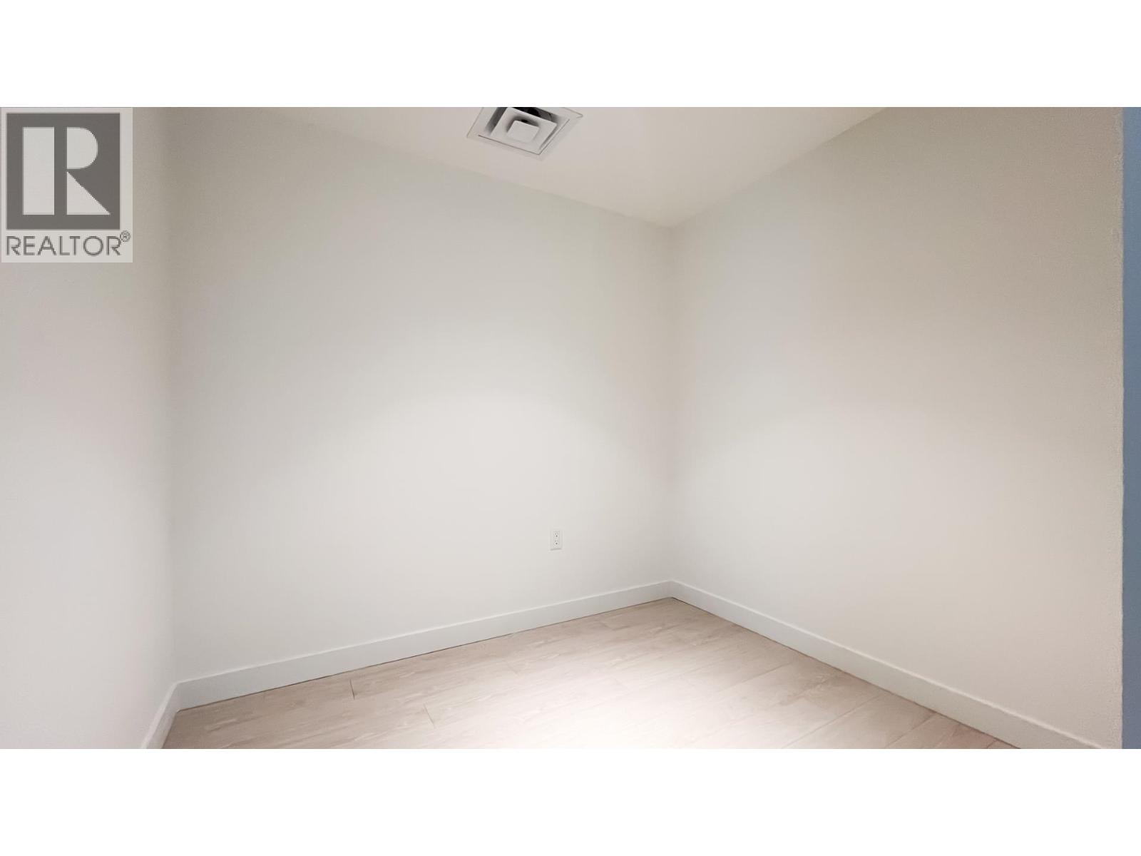 #1211-8611 HAZELBRIDGE Way, Richmond