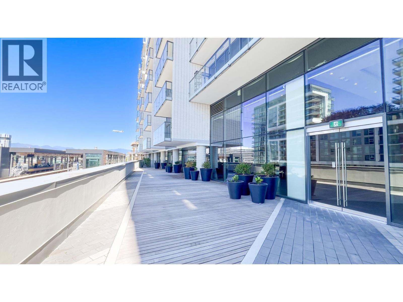 #1211-8611 HAZELBRIDGE Way, Richmond