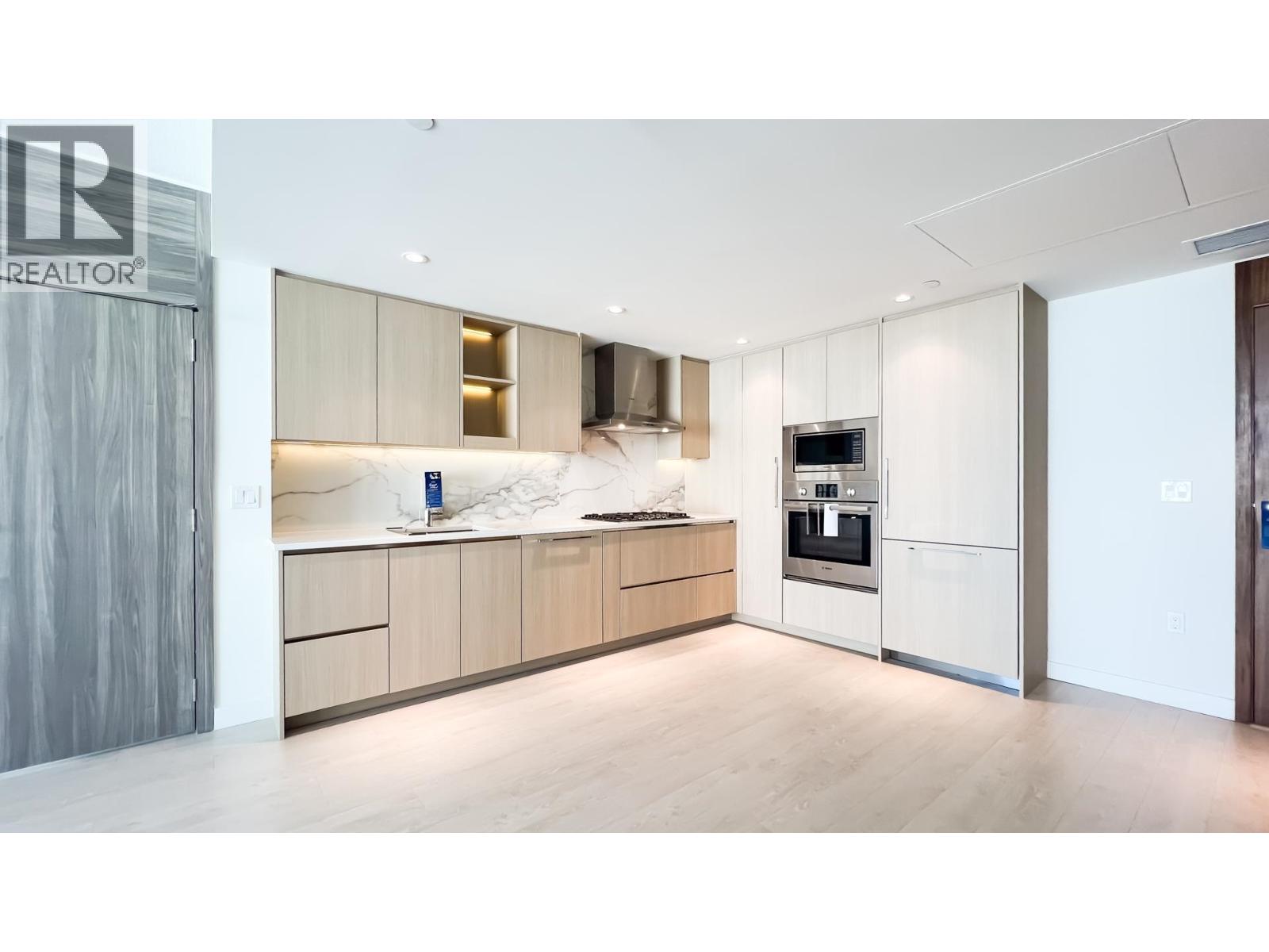 #1211-8611 HAZELBRIDGE Way, Richmond
