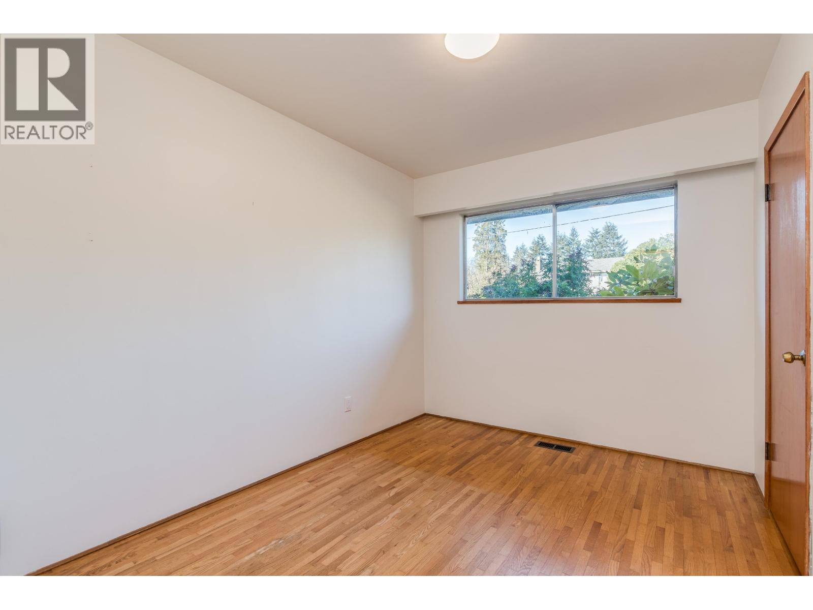 7046 HILLVIEW STREET, Burnaby