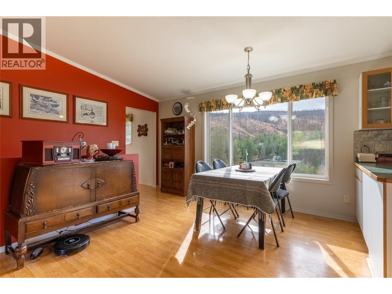 1424 LOON LAKE Road, Loon Lake