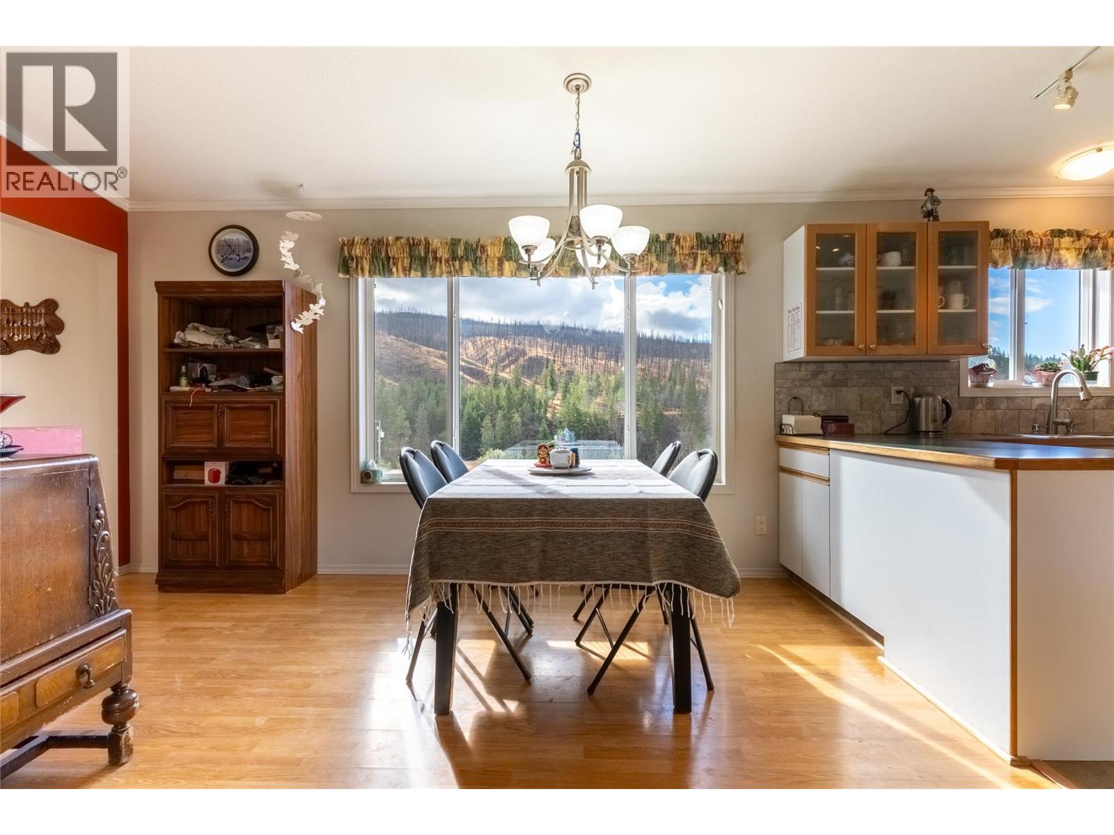 1424 LOON LAKE Road, Loon Lake
