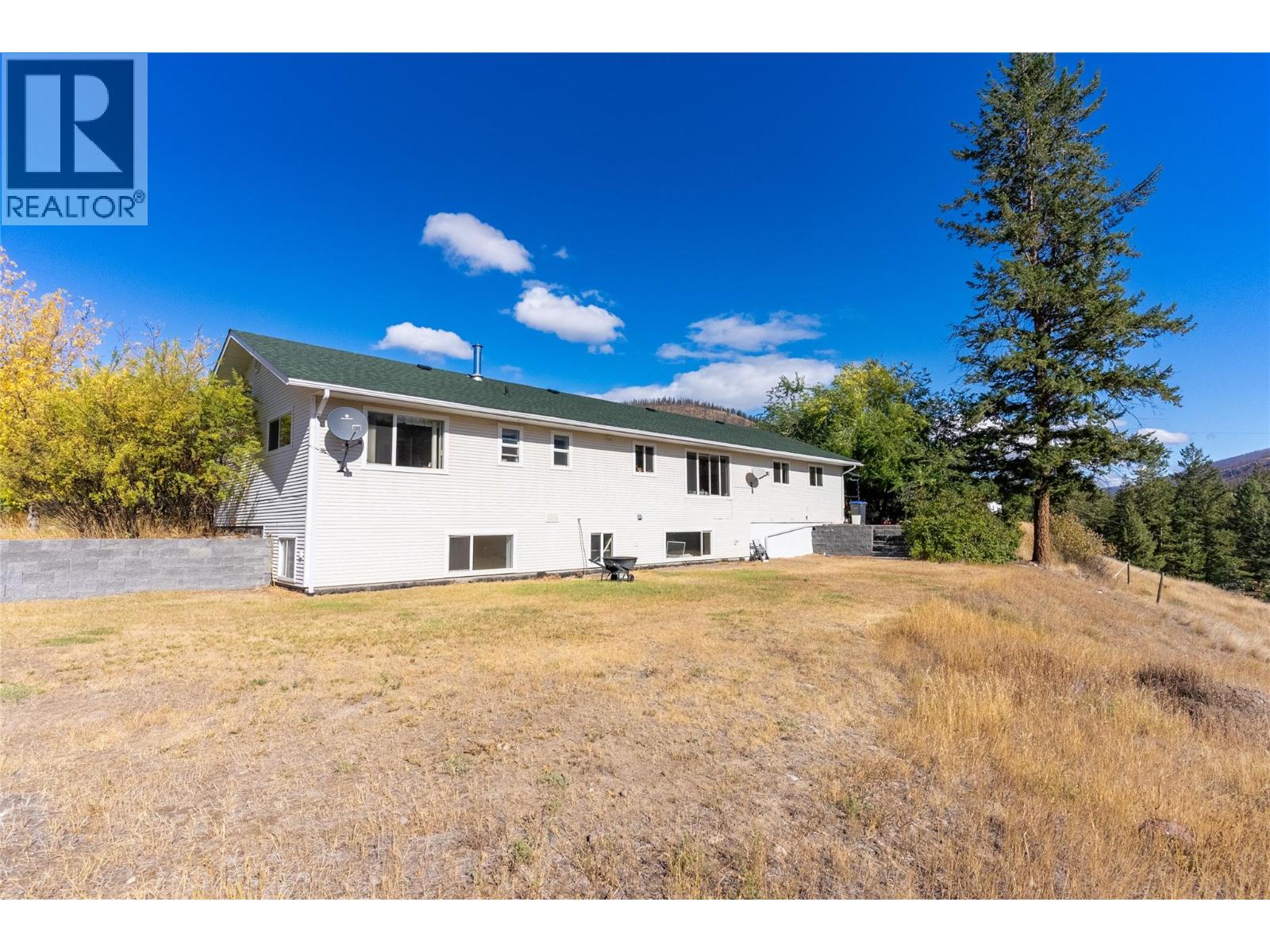 1424 LOON LAKE Road, Loon Lake