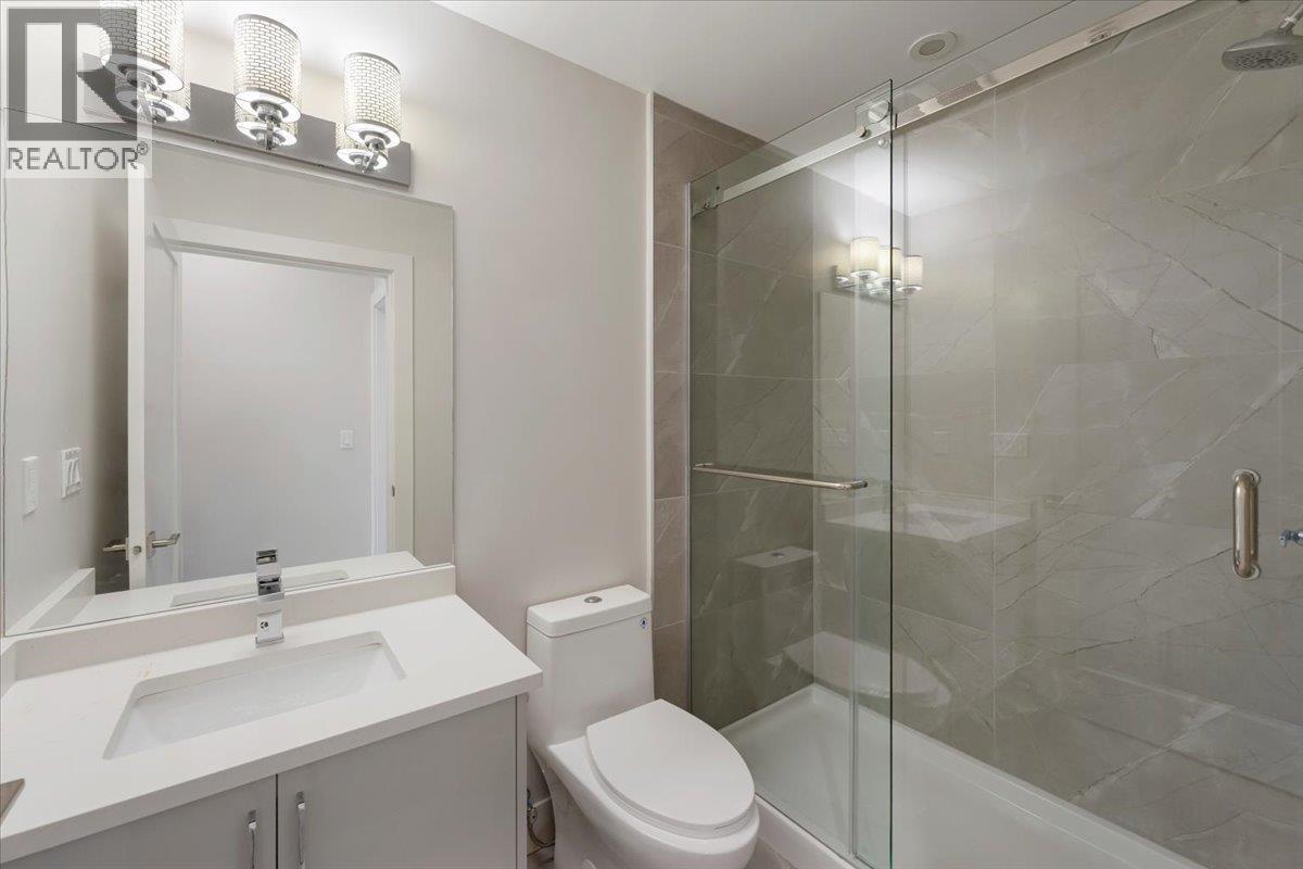 7553 OAK STREET, Vancouver