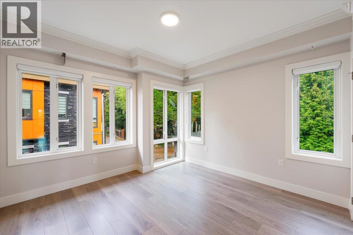 7553 OAK STREET, Vancouver