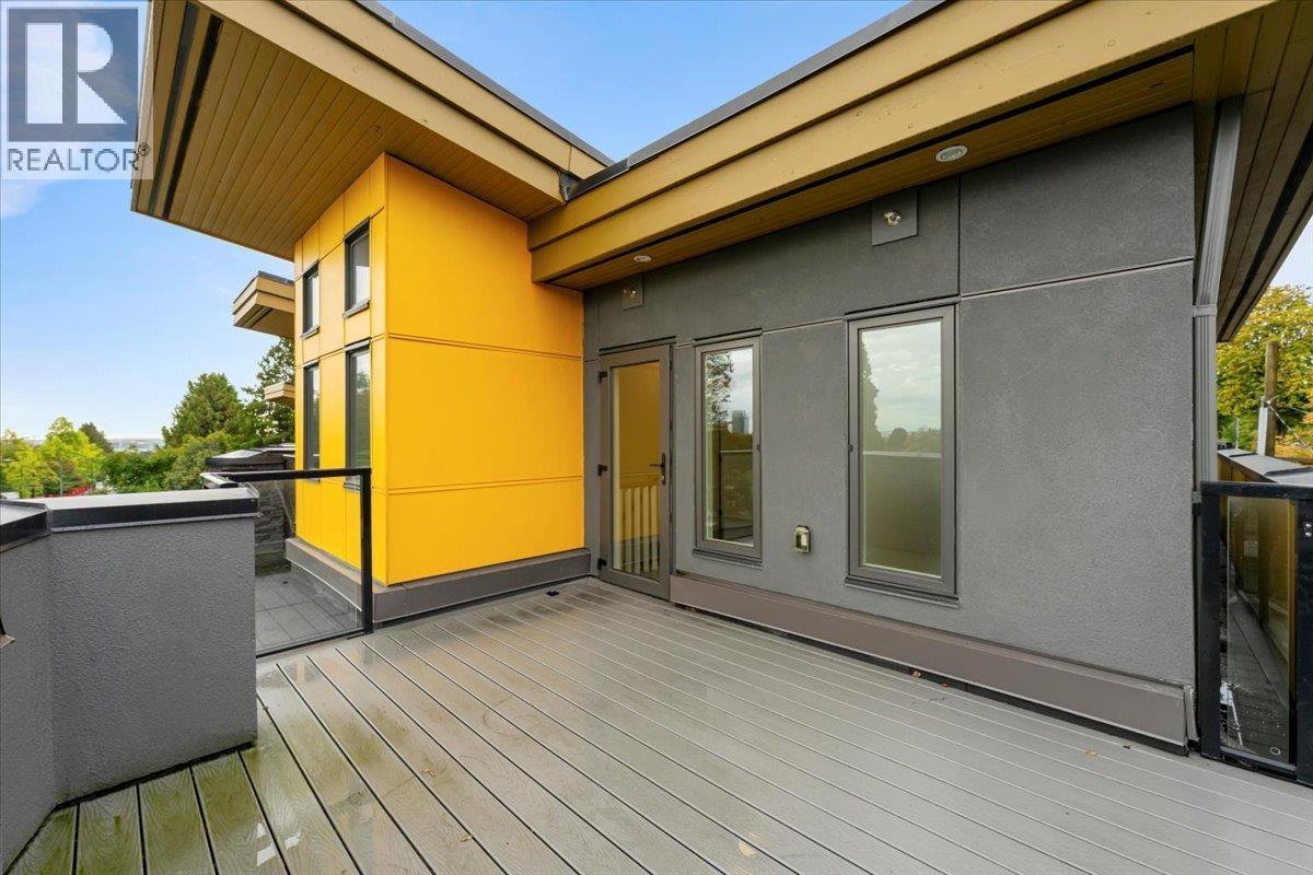 7553 OAK STREET, Vancouver